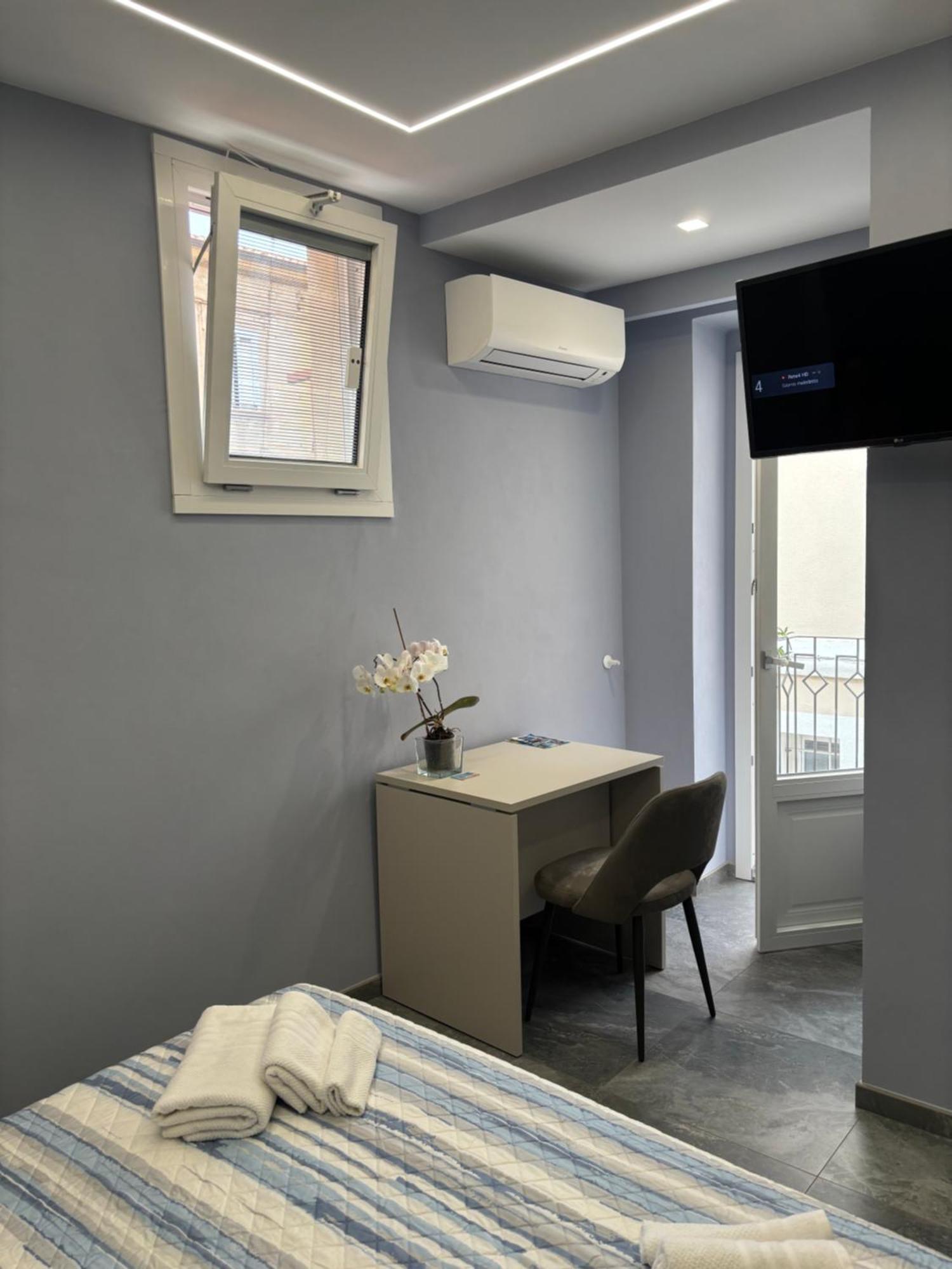 Ferienwohnung Residenza Ferdinando - 40M Dal Mare Pizzo  Exterior foto